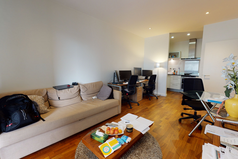 2 bedroom apartment for sale, South Quay Square, London, E14