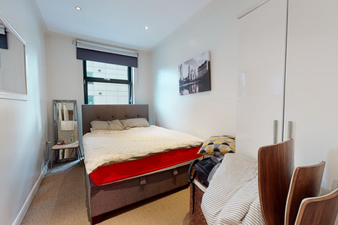 2 bedroom apartment for sale, South Quay Square, London, E14