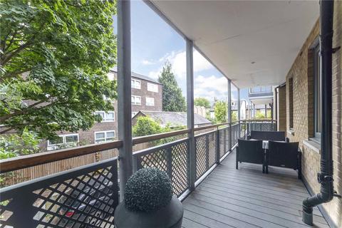 3 bedroom apartment to rent, Albany Court, Spring Grove, London, W4