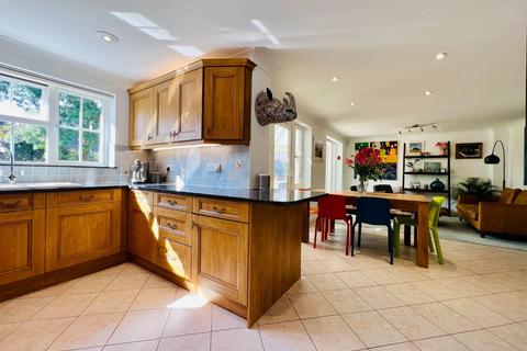 7 bedroom detached house for sale, HAMSTREET