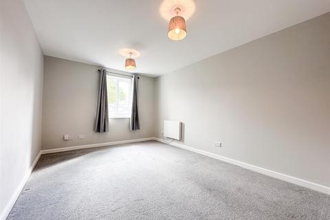 1 bedroom flat to rent, Winchcombe Street, Cheltenham GL52 2NH