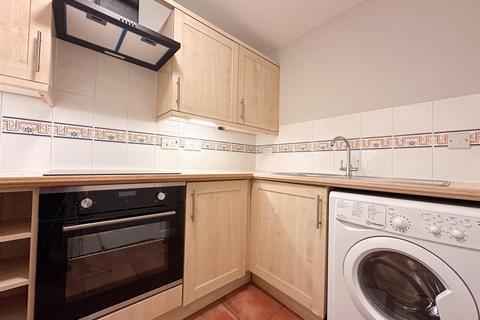 1 bedroom flat to rent, Winchcombe Street, Cheltenham GL52 2NH