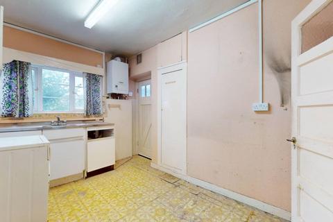 3 bedroom flat for sale, Flat 24 Whittington Court, Aylmer Road, Finchley, London, N2 0BT