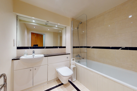 1 bedroom apartment for sale, Western Gateway, London, E16
