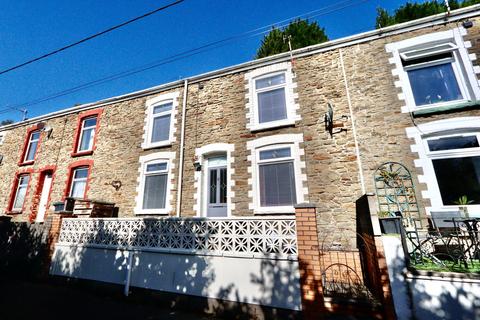 3 bedroom terraced house for sale, Maesycnew Terrace, Llanhilleth, NP13