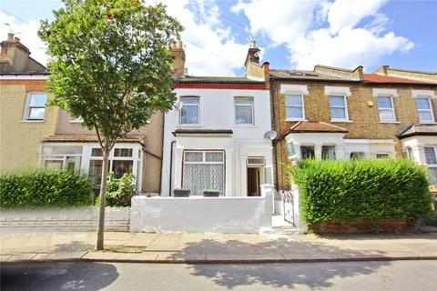 4 bedroom terraced house to rent, Queens Road, Haringey, London, N11