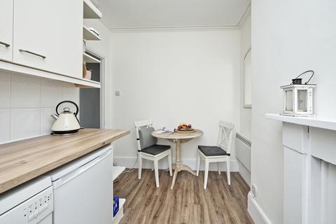 1 bedroom flat for sale, Norland Square, London W11