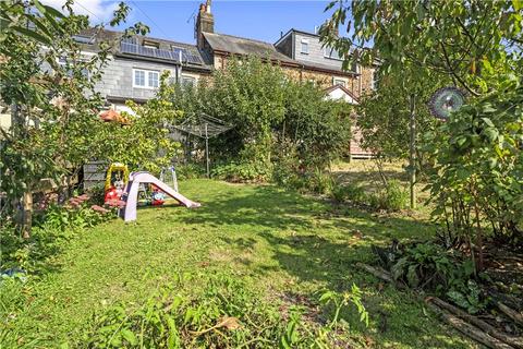 4 Brooklands, Totnes, TQ9 5AR
