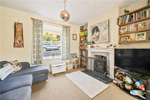 4 Brooklands, Totnes, TQ9 5AR