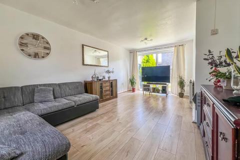 3 bedroom end of terrace house for sale, Willonholt, Peterborough PE3