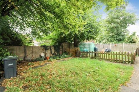 20 Brecon Close, Luton, LU1 5HS