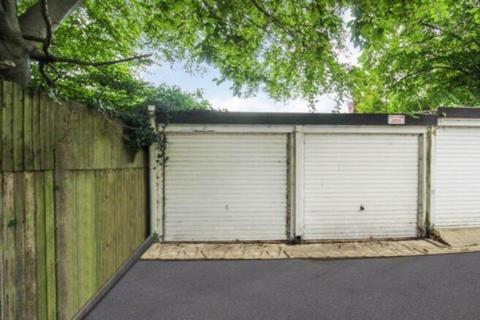 20 Brecon Close, Luton, LU1 5HS