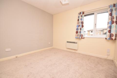 3 bedroom flat to rent, Allanfield, Edinburgh, EH7