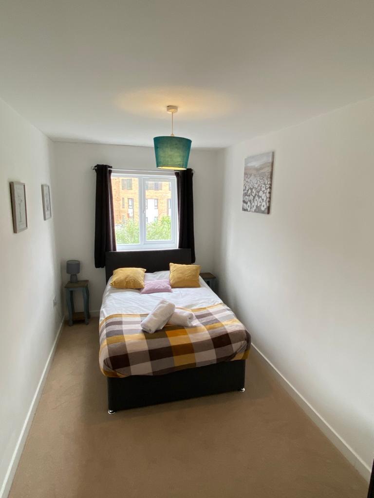 old-bedford-road-luton-2-bed-flat-1-400-pcm-323-pw