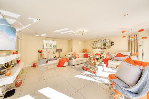 40 Barony Drive, Baillieston, Glasgow, G69 6TN