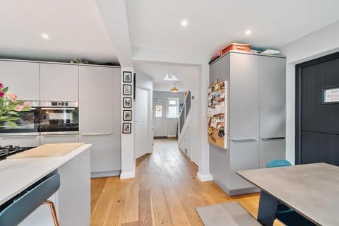 3 Connaught Close, Reading, RG30 2UG