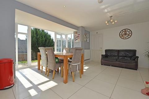 4 bedroom detached house for sale, Redland Way, Cullompton