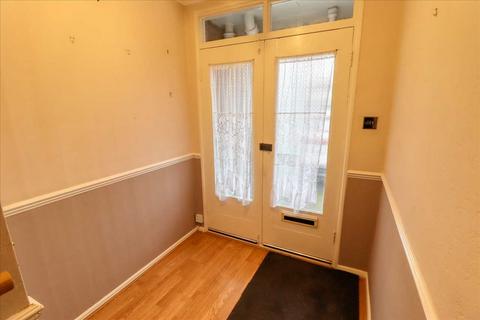 3 bedroom semi-detached house for sale, Woodford IG8