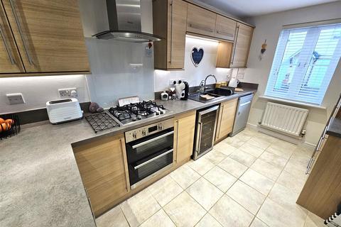 3 bedroom house for sale, Kestrel Park, Whitchurch, Tavistock