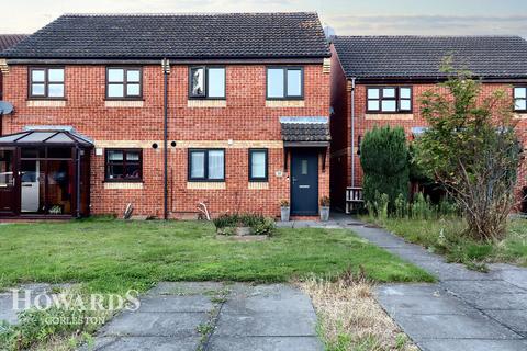 3 bedroom semi-detached house for sale, Castle Green, Gorleston