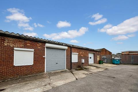 Industrial unit to rent, Units 31 & 32 Huffwood Trading Estate, Partridge Green, Horsham, RH13 8AU