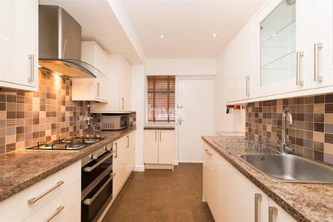 1 bedroom apartment to rent, Dene Apartments, Grosvenor Road, Jesmond