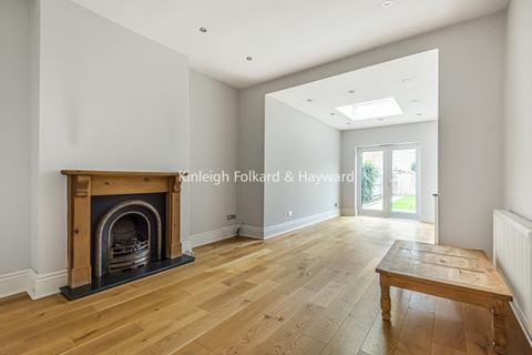 6 bedroom house to rent, King Edwards Gardens London W3