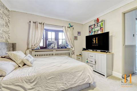 3 bedroom semi-detached house for sale, The Fremnells, Basildon, Essex, SS14