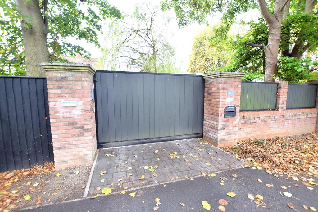 Entrance to the property