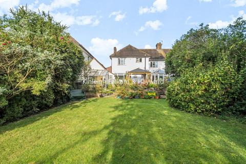 4 bedroom semi-detached house for sale, Bromley Common, Bromley