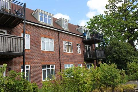 2 bedroom apartment for sale, Ellis Court, 44 High Road, Byfleet