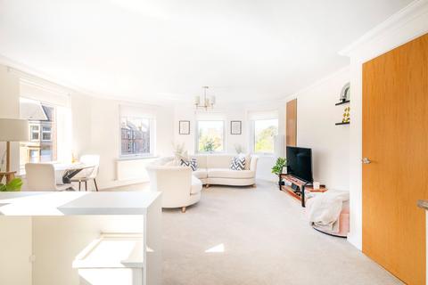 2 bedroom apartment for sale, Oban Drive, North Kelvinside, Glasgow