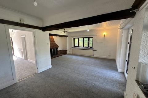 2 bedroom bungalow to rent, Hollowgate, Barnburgh