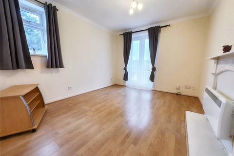 1 bedroom flat to rent, Wheatsheaf Close, Northolt, UB5