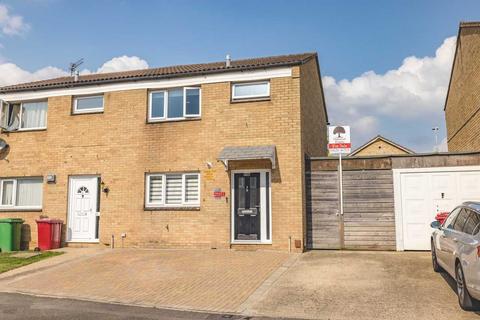 3 bedroom semi-detached house for sale, Northmead Road, Slough SL2