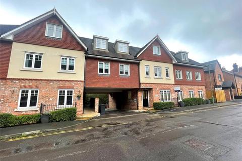 1 bedroom house of multiple occupation to rent, Kings Road, Haslemere, Surrey, GU27