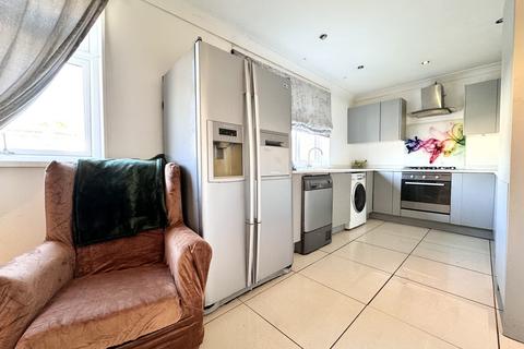 106 Maescynon, Hirwaun, Aberdare, CF44 9PH