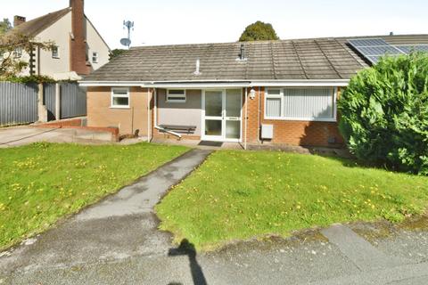 2 bedroom bungalow to rent, Hermitage Drive, Wrexham, LL13