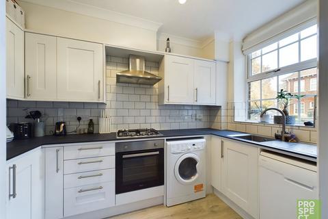 2 bedroom maisonette for sale, Artillery Mews, Tilehurst Road, Reading, Berkshire, RG30