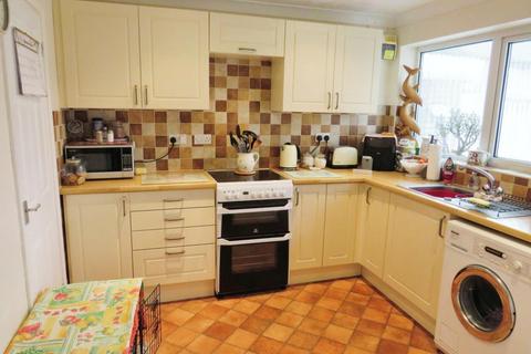 2 bedroom detached bungalow for sale, St. Benedicts Road, Brandon IP27