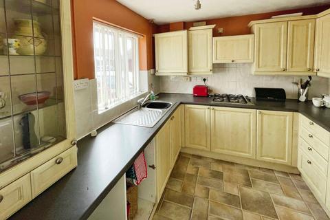 2 bedroom bungalow for sale, Waters Reams, Great Boughton, Chester, Cheshire, CH3