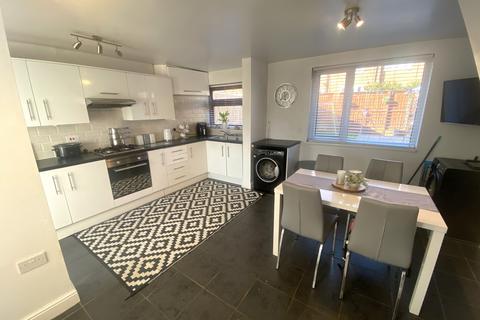 13 Bryn Afon, Penycae, Wrexham, LL14 2PB