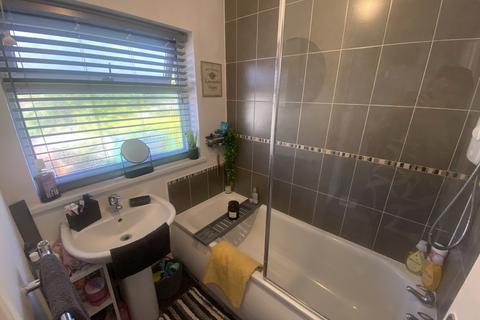 13 Bryn Afon, Penycae, Wrexham, LL14 2PB