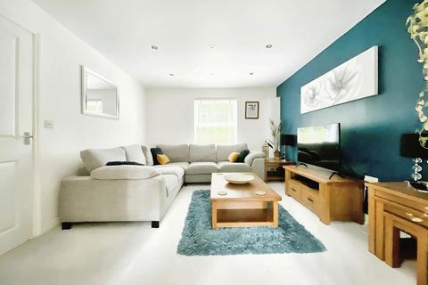 48 Bradgate Close, Narborough, Leicester, LE19 3EG