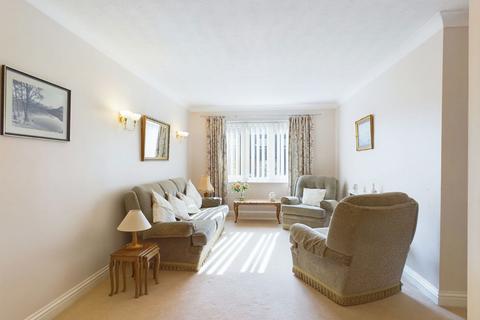 2 bedroom apartment for sale, Hillside Court, Black Moss Lane, Ormskirk, L39 4YX