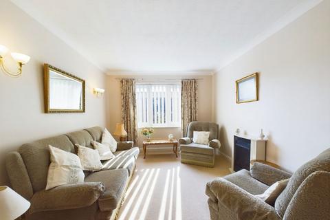 2 bedroom apartment for sale, Hillside Court, Black Moss Lane, Ormskirk, L39 4YX