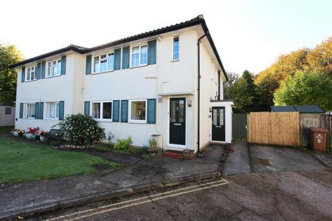 2 bedroom maisonette for sale, Cheviot Close, Banstead