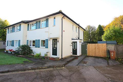 2 bedroom maisonette for sale, Cheviot Close, Banstead