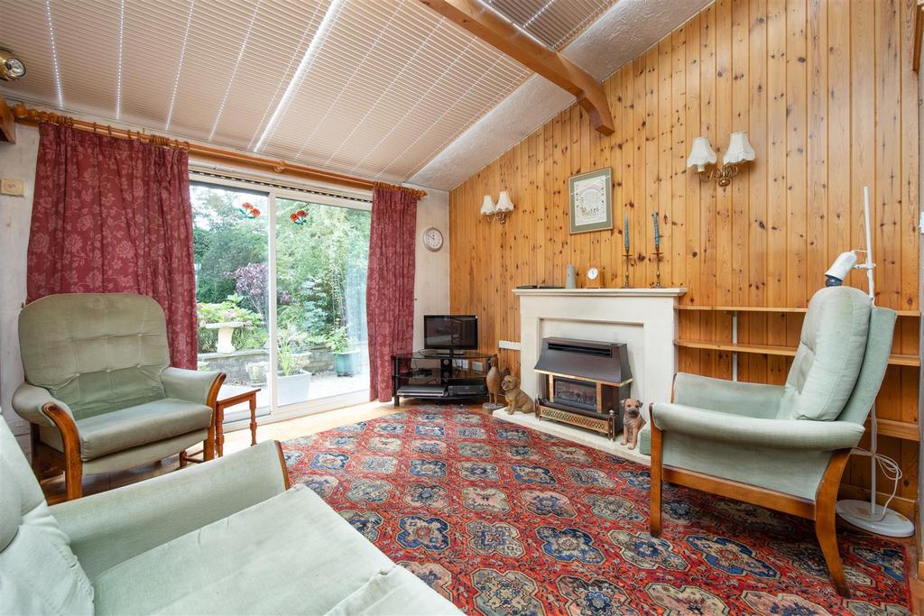 26 Green Lane Trowbridge BA14 7 DB (9).jpg