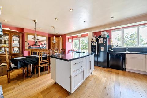 undefined, Ross Road, London